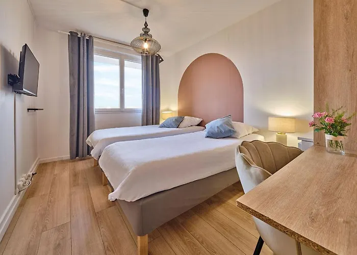 - 3 Bedrooms Parking Free Netflix Apartman *